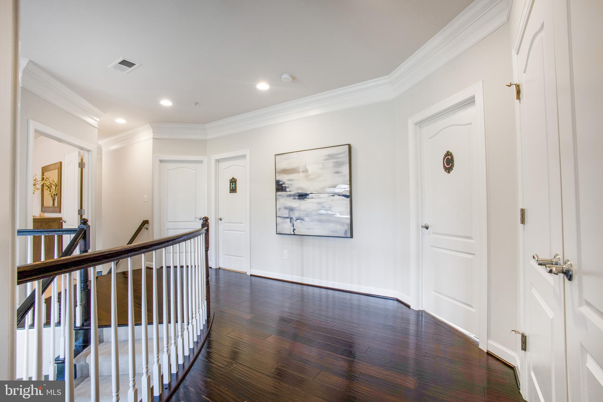 RIVERWOOD - Residential