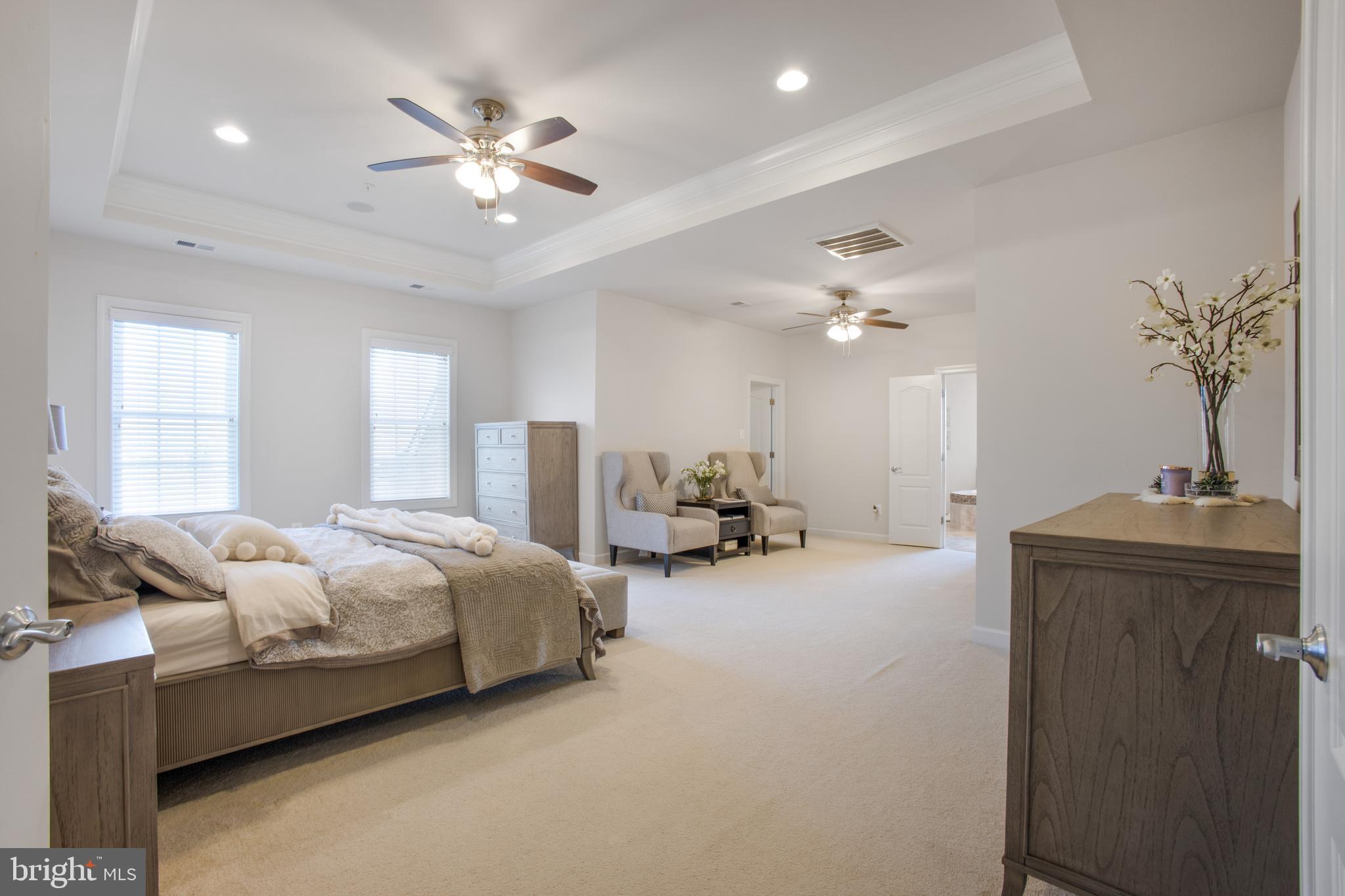 RIVERWOOD - Residential