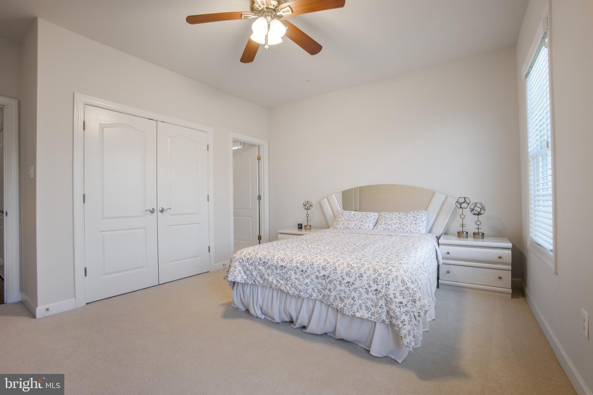 RIVERWOOD - Residential