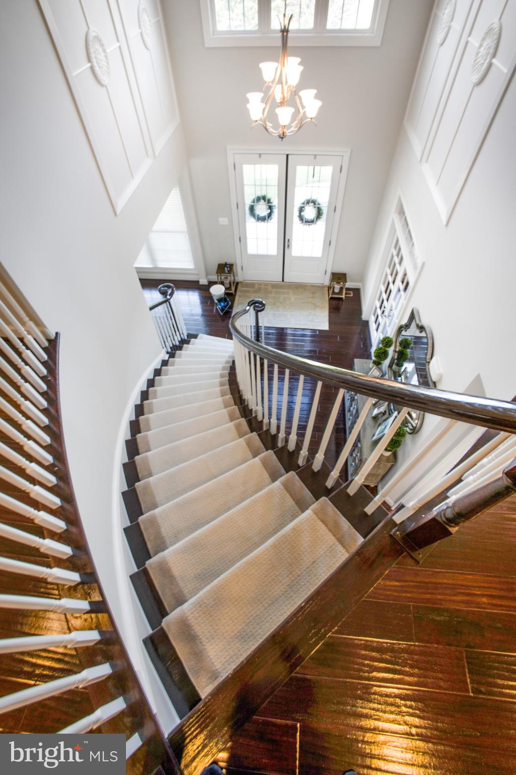 RIVERWOOD - Residential