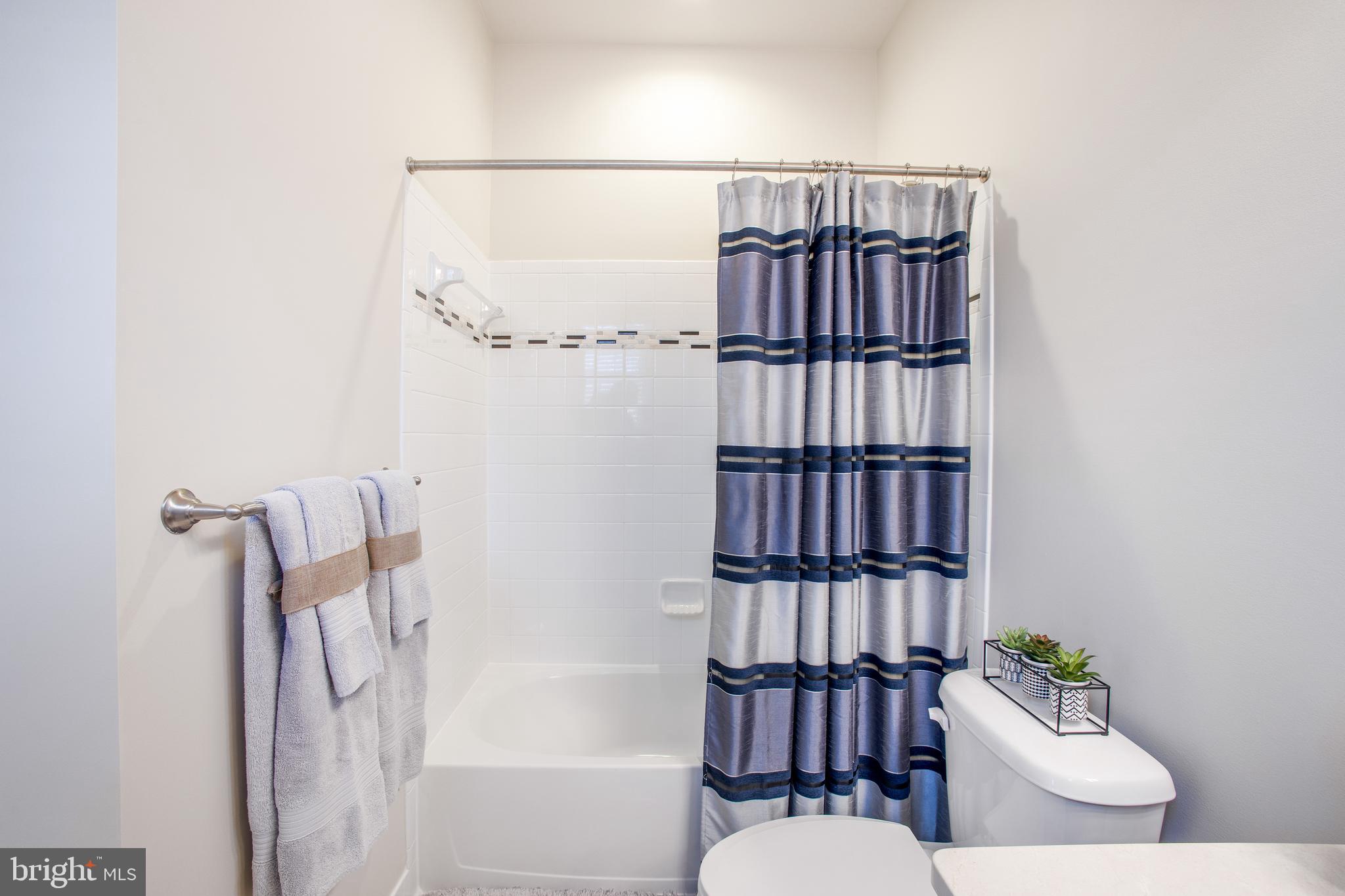 RIVERWOOD - Residential