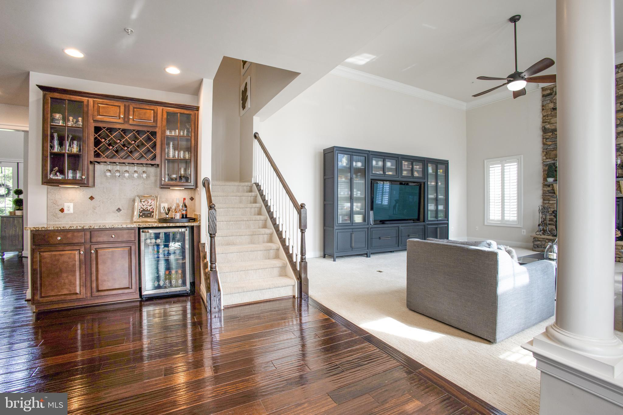 RIVERWOOD - Residential