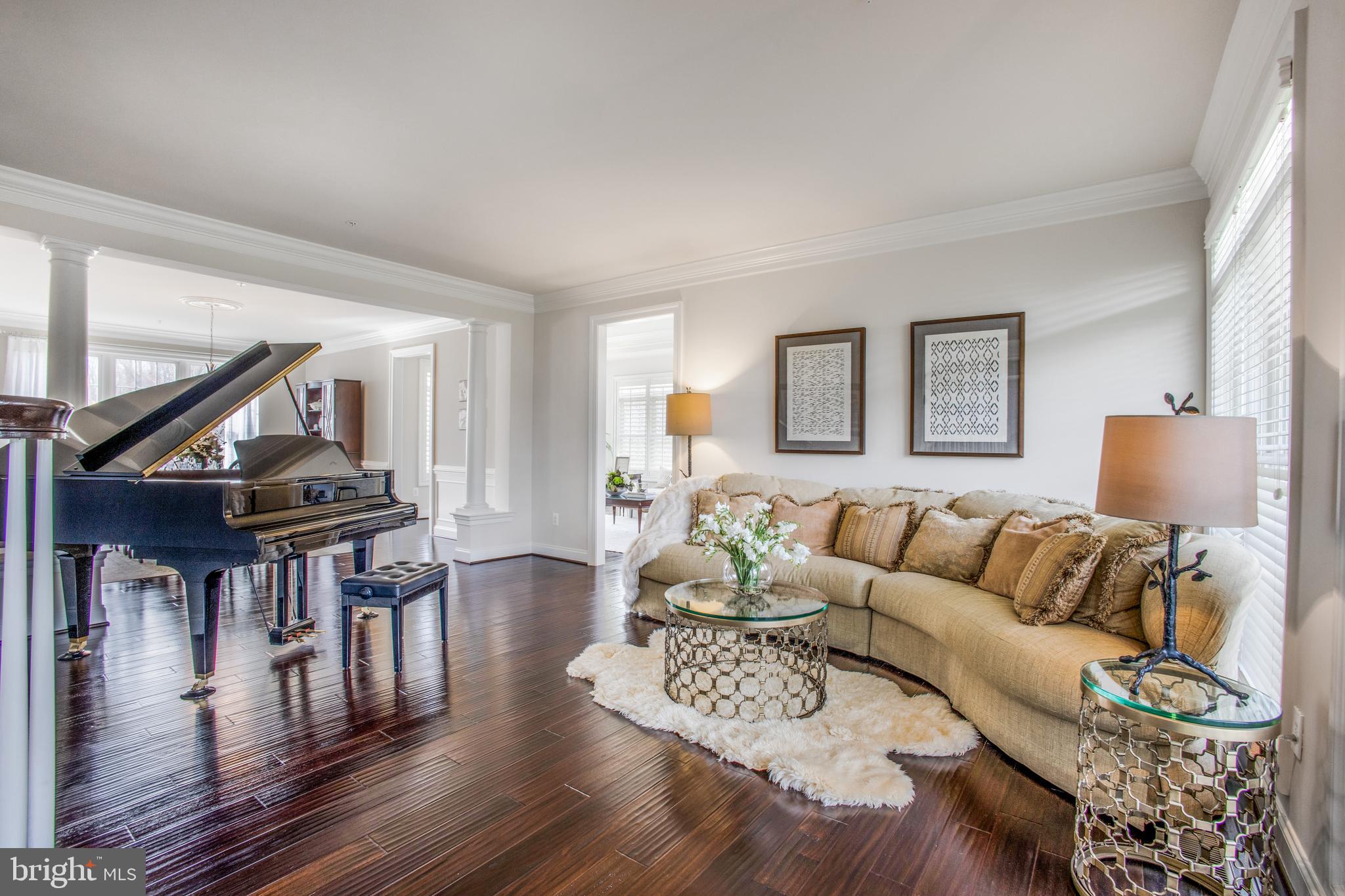 RIVERWOOD - Residential