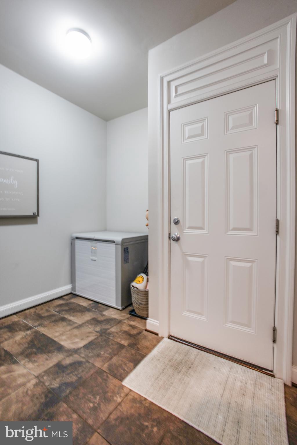 RIVERWOOD - Residential