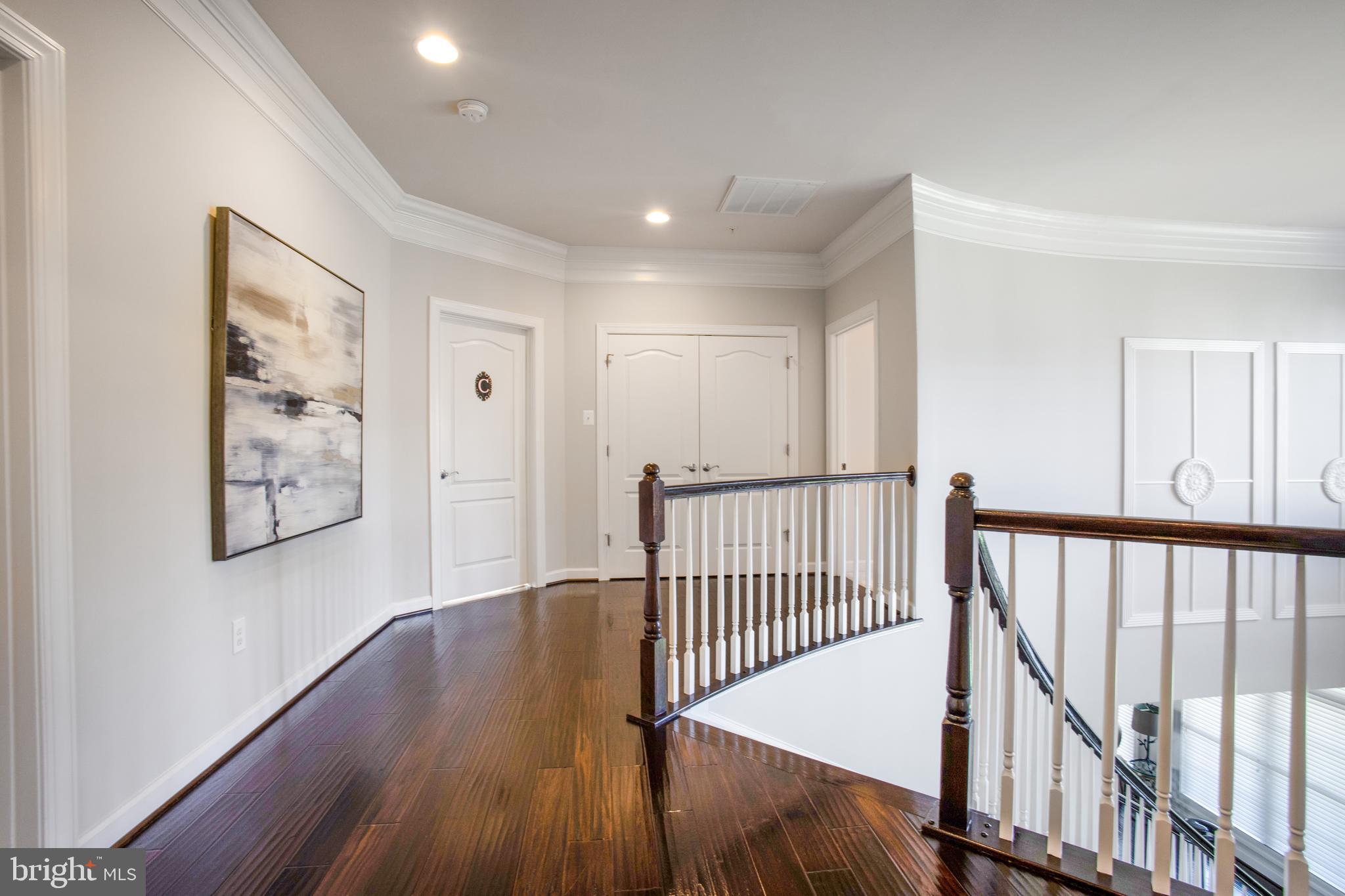 RIVERWOOD - Residential