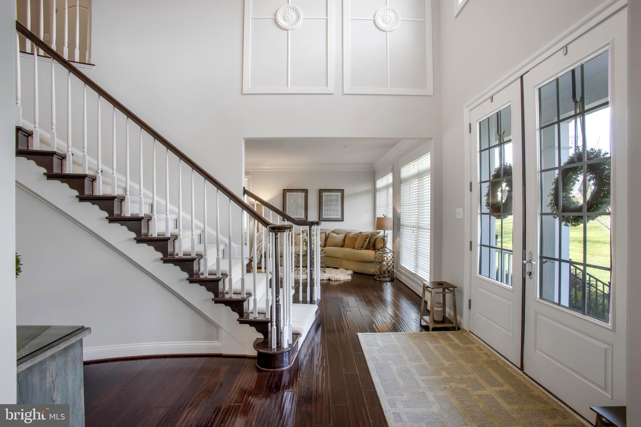 RIVERWOOD - Residential