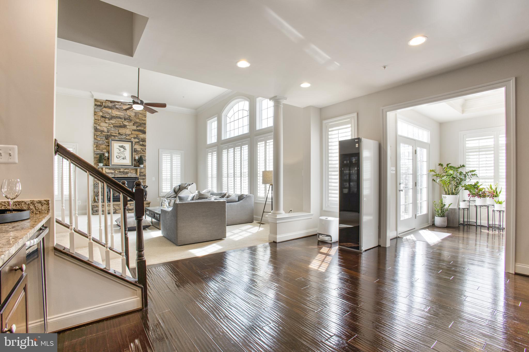 RIVERWOOD - Residential