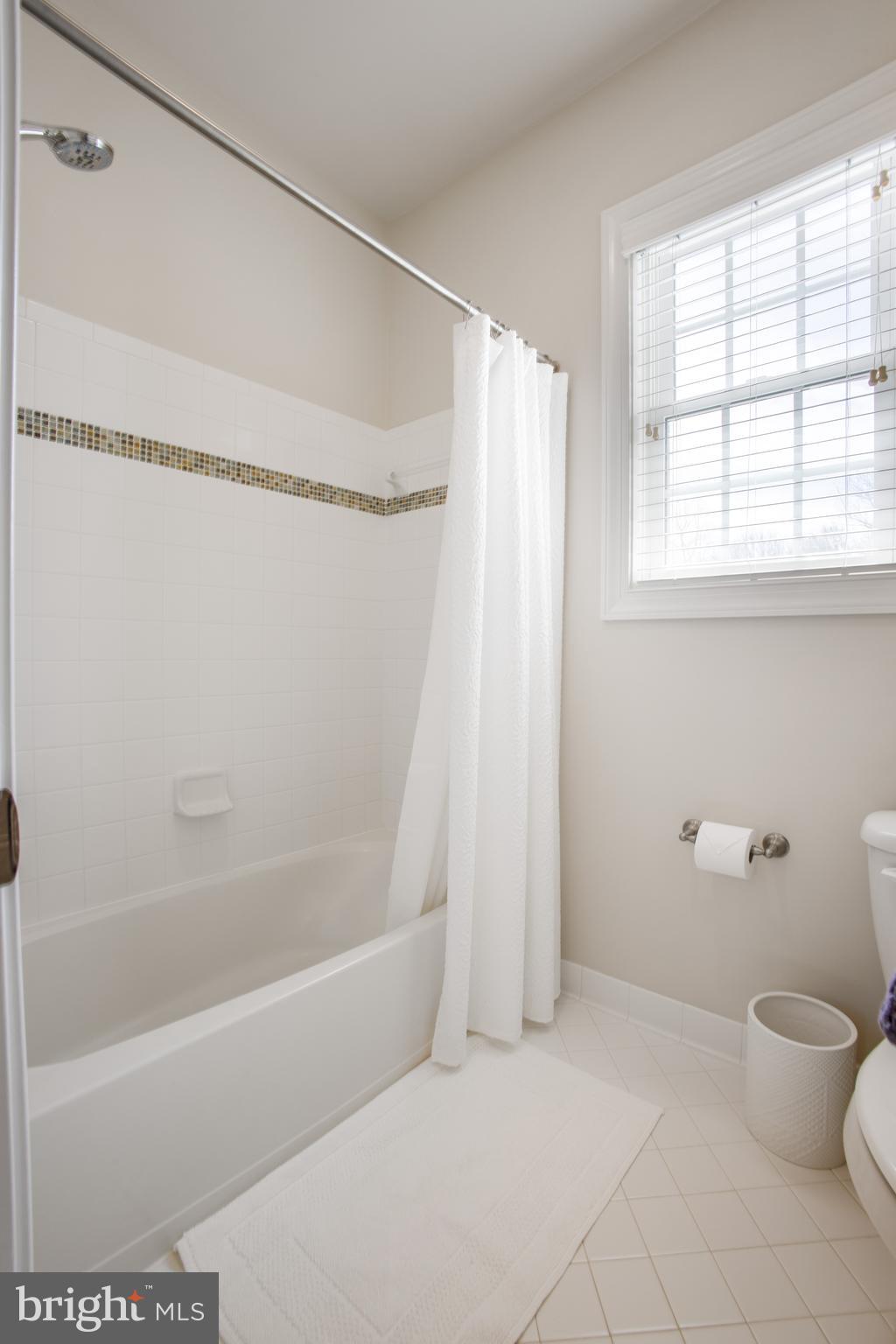 RIVERWOOD - Residential