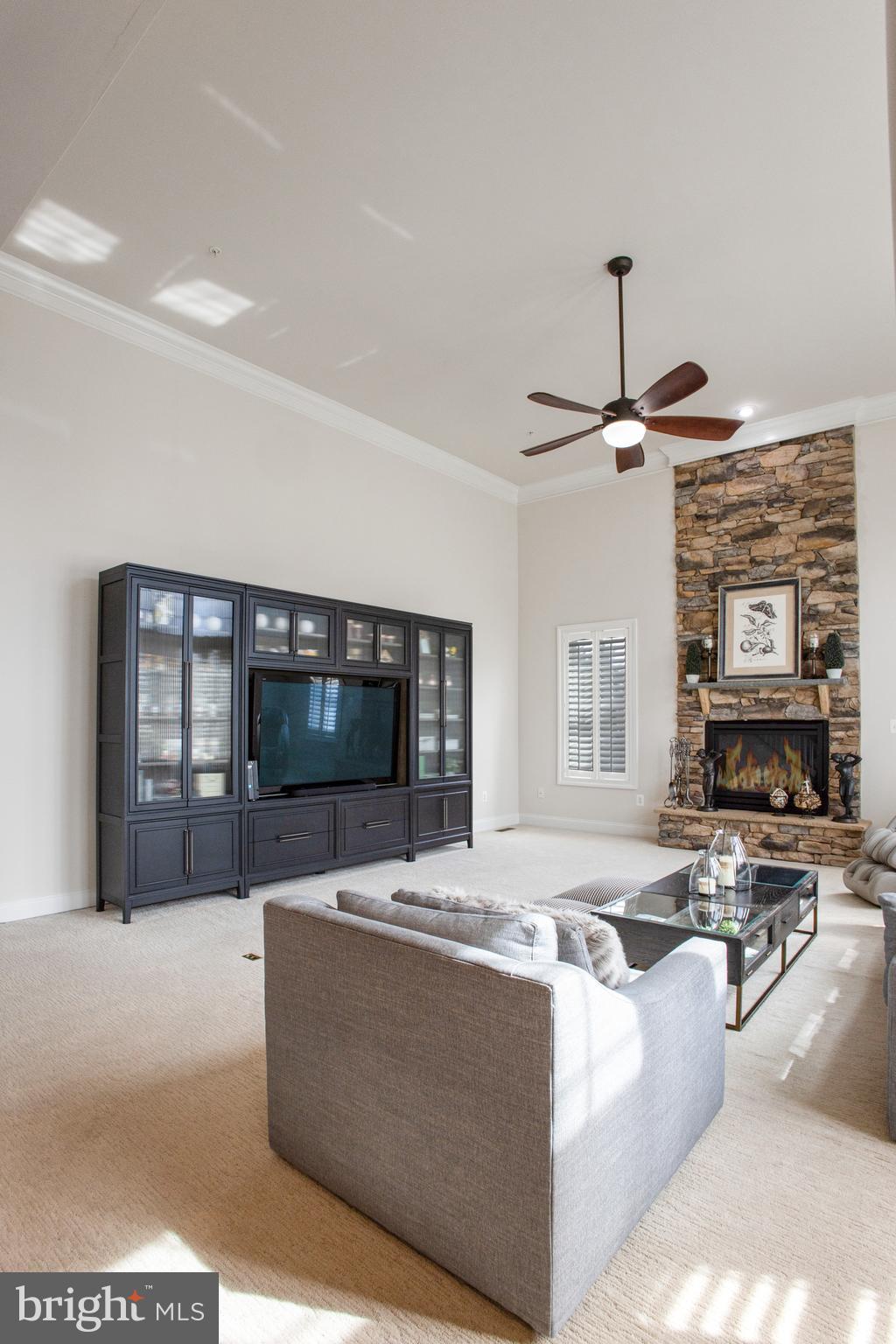 RIVERWOOD - Residential