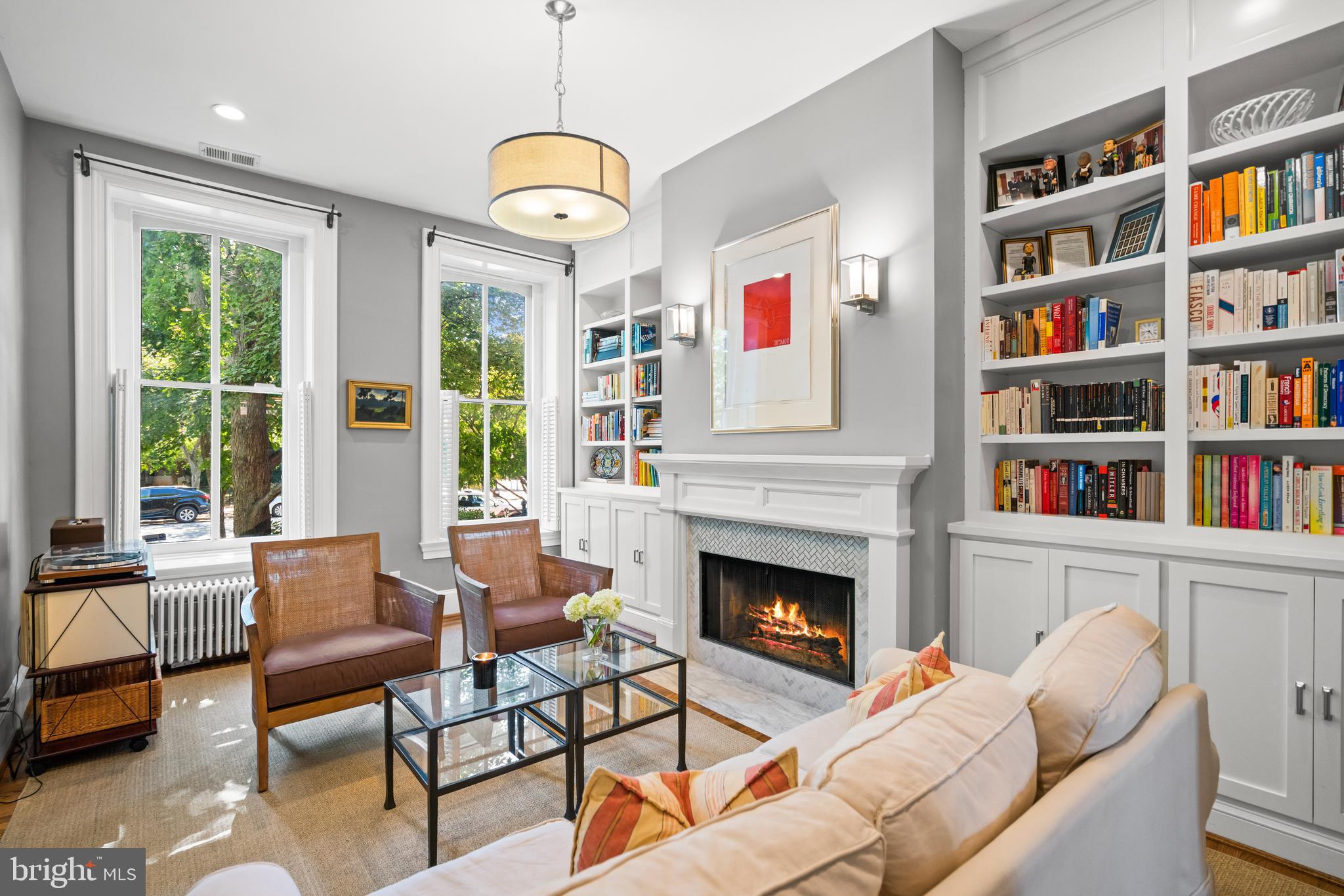 604 EAST CAPITOL STREET NE