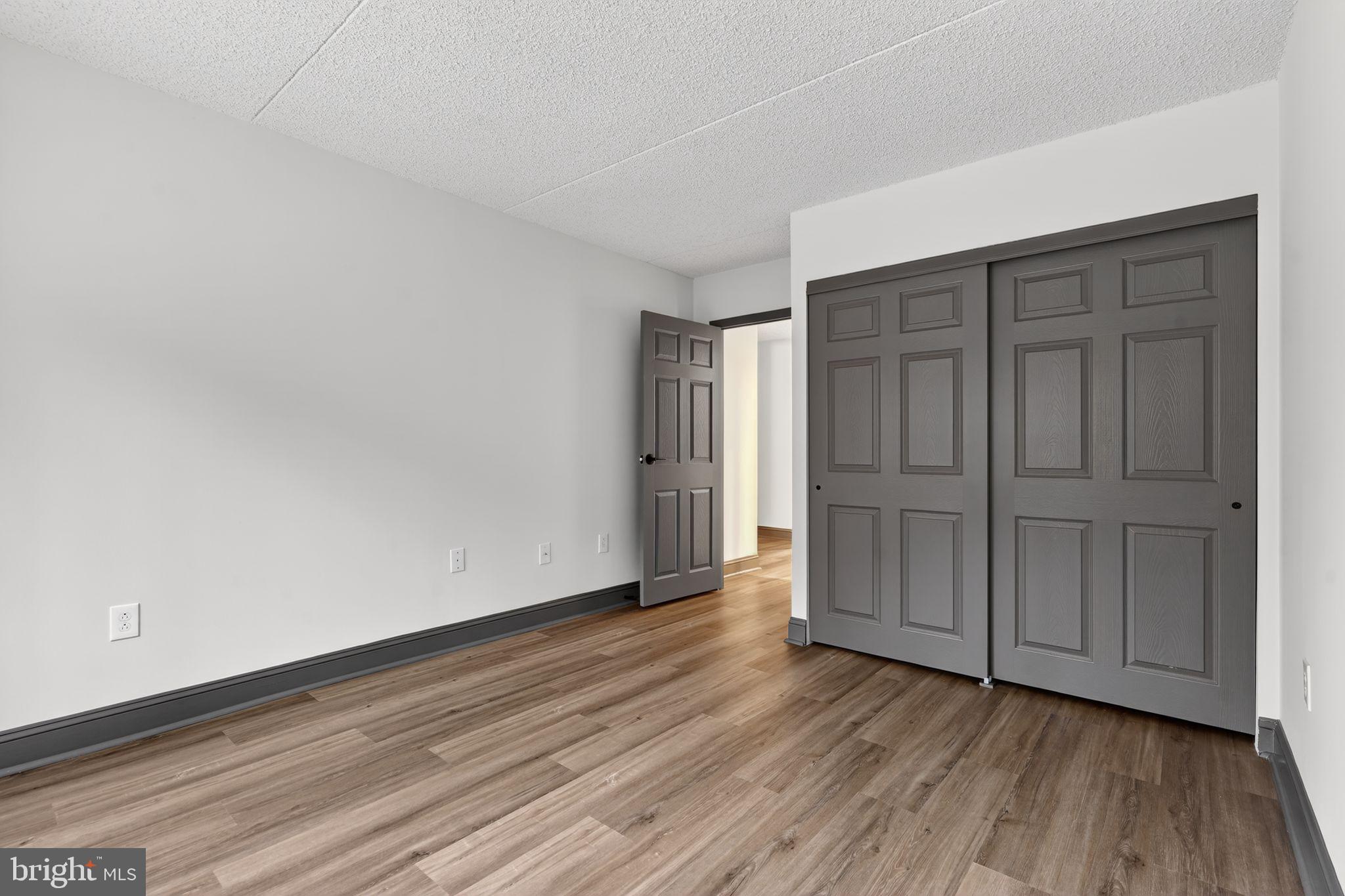 CRUM CREEK VALLEY - Residential