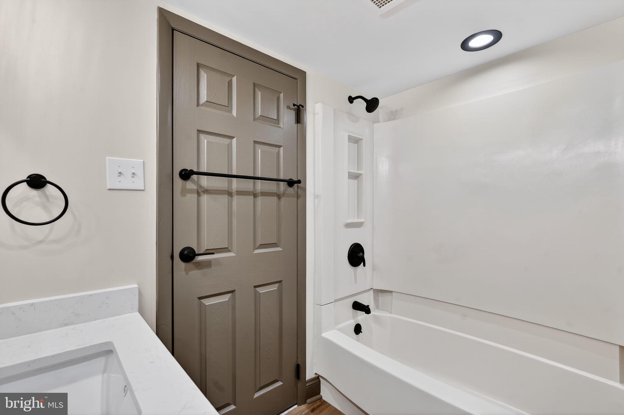 CRUM CREEK VALLEY - Residential