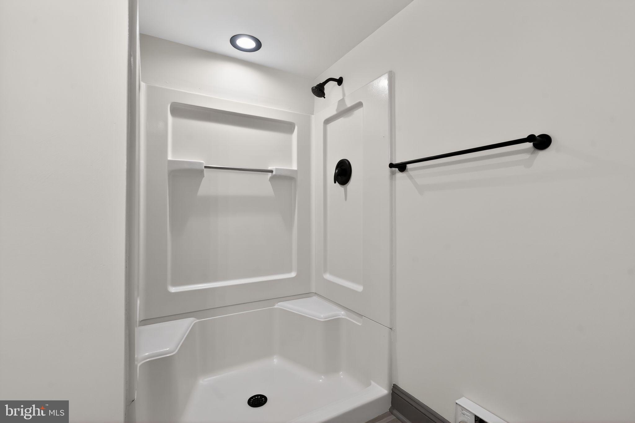 CRUM CREEK VALLEY - Residential