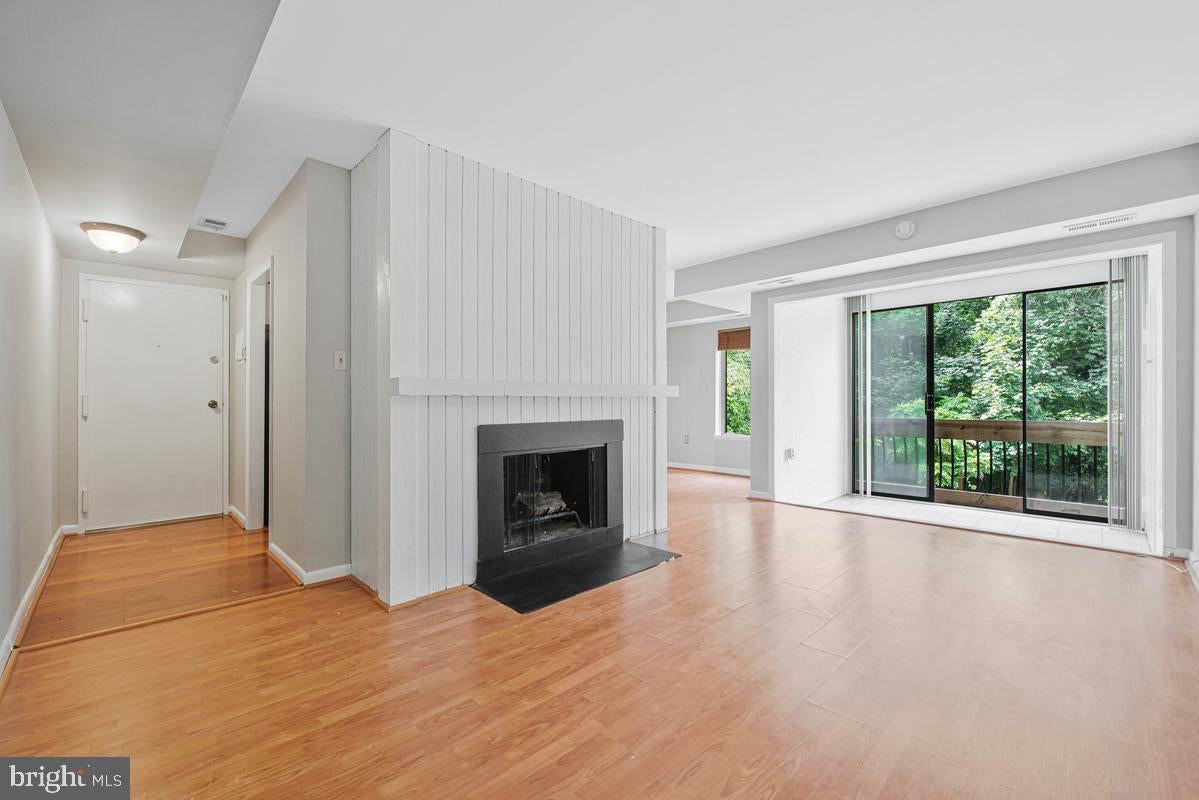 10572 TWIN RIVERS ROAD C-2