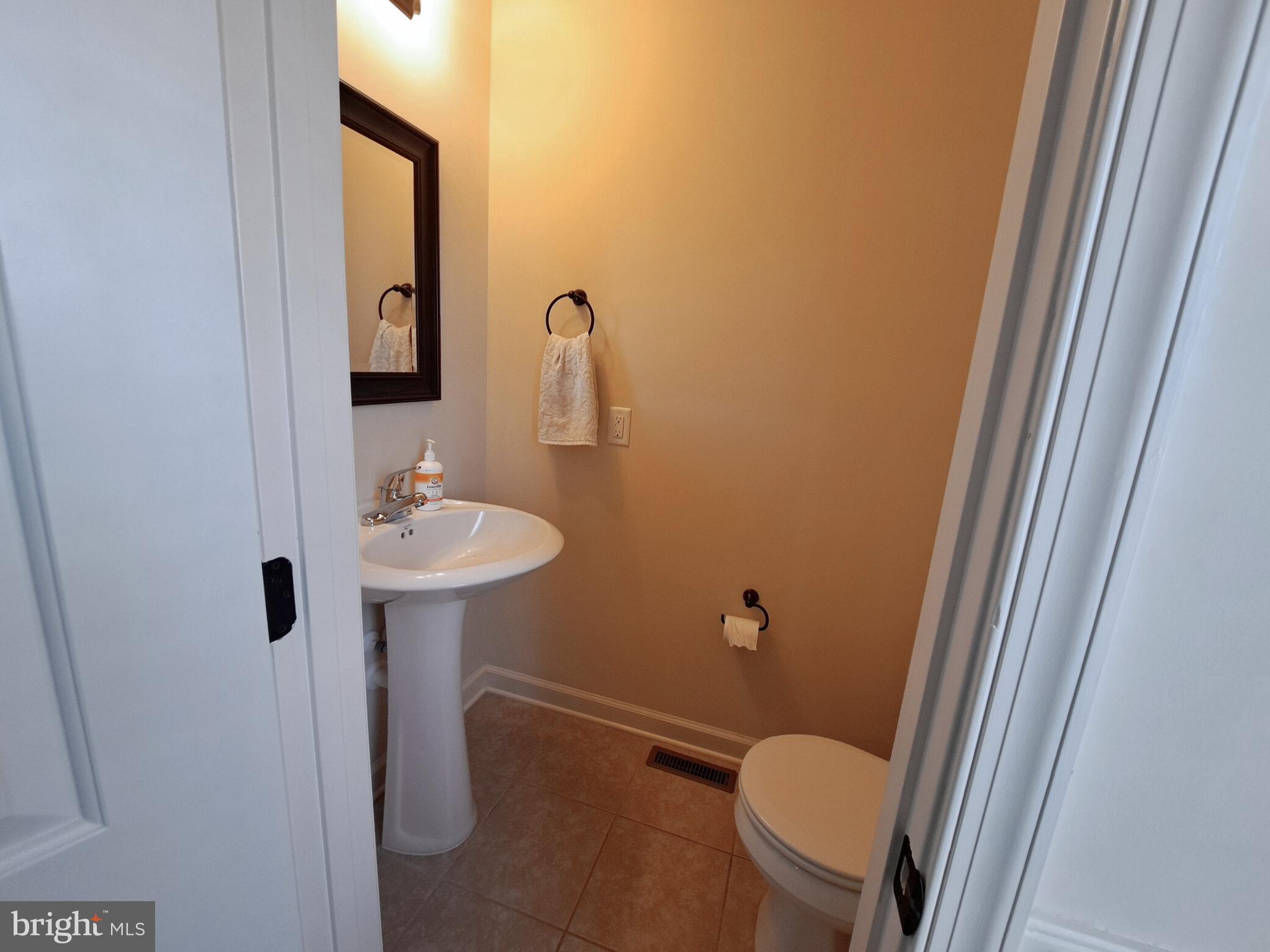 INWOOD VILLAGE - Residential