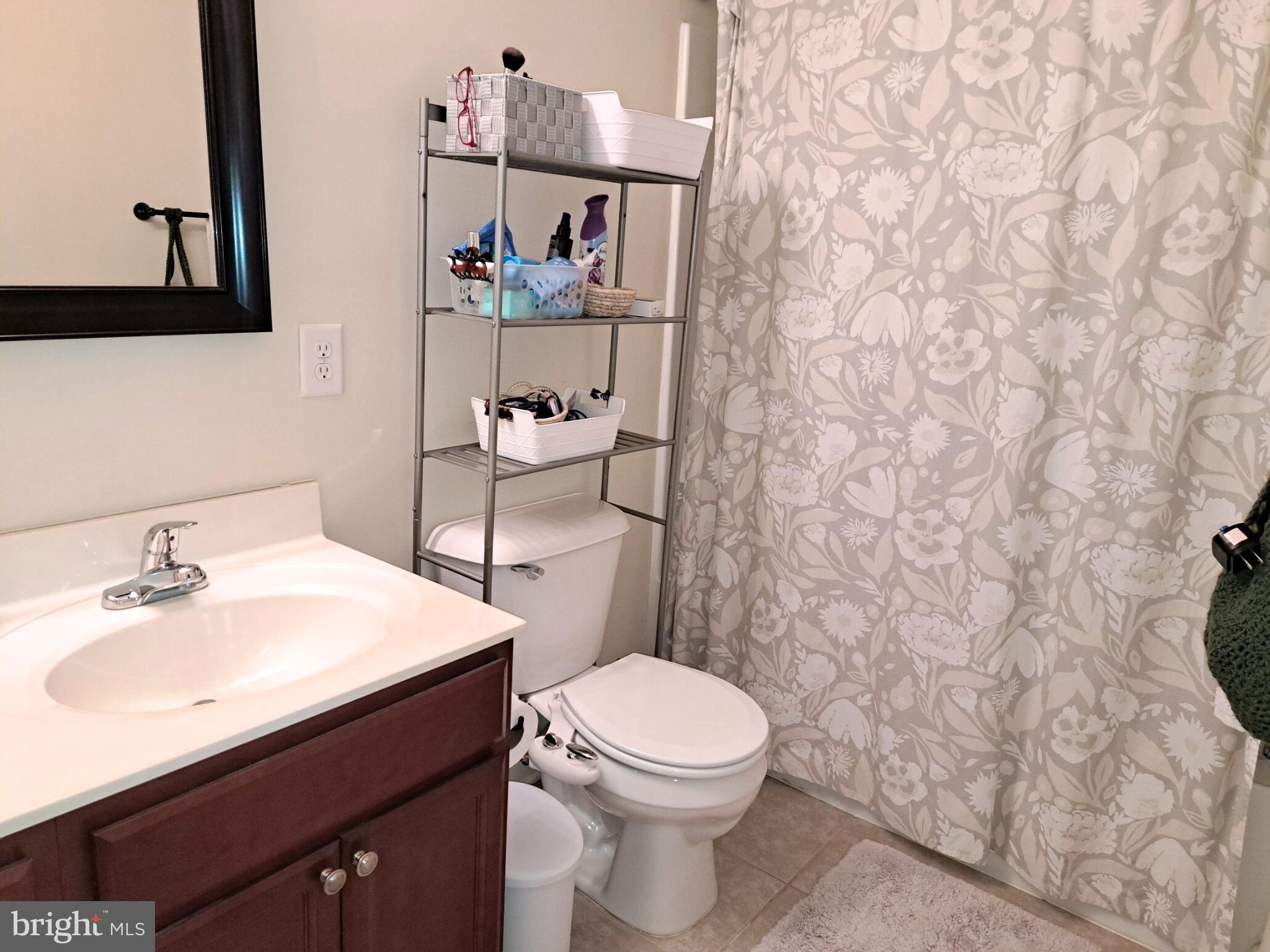 INWOOD VILLAGE - Residential