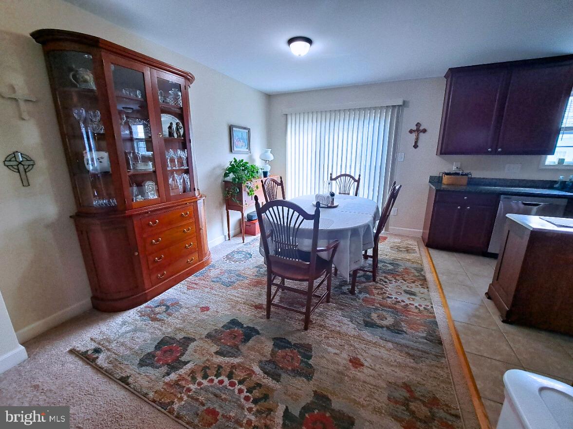 INWOOD VILLAGE - Residential