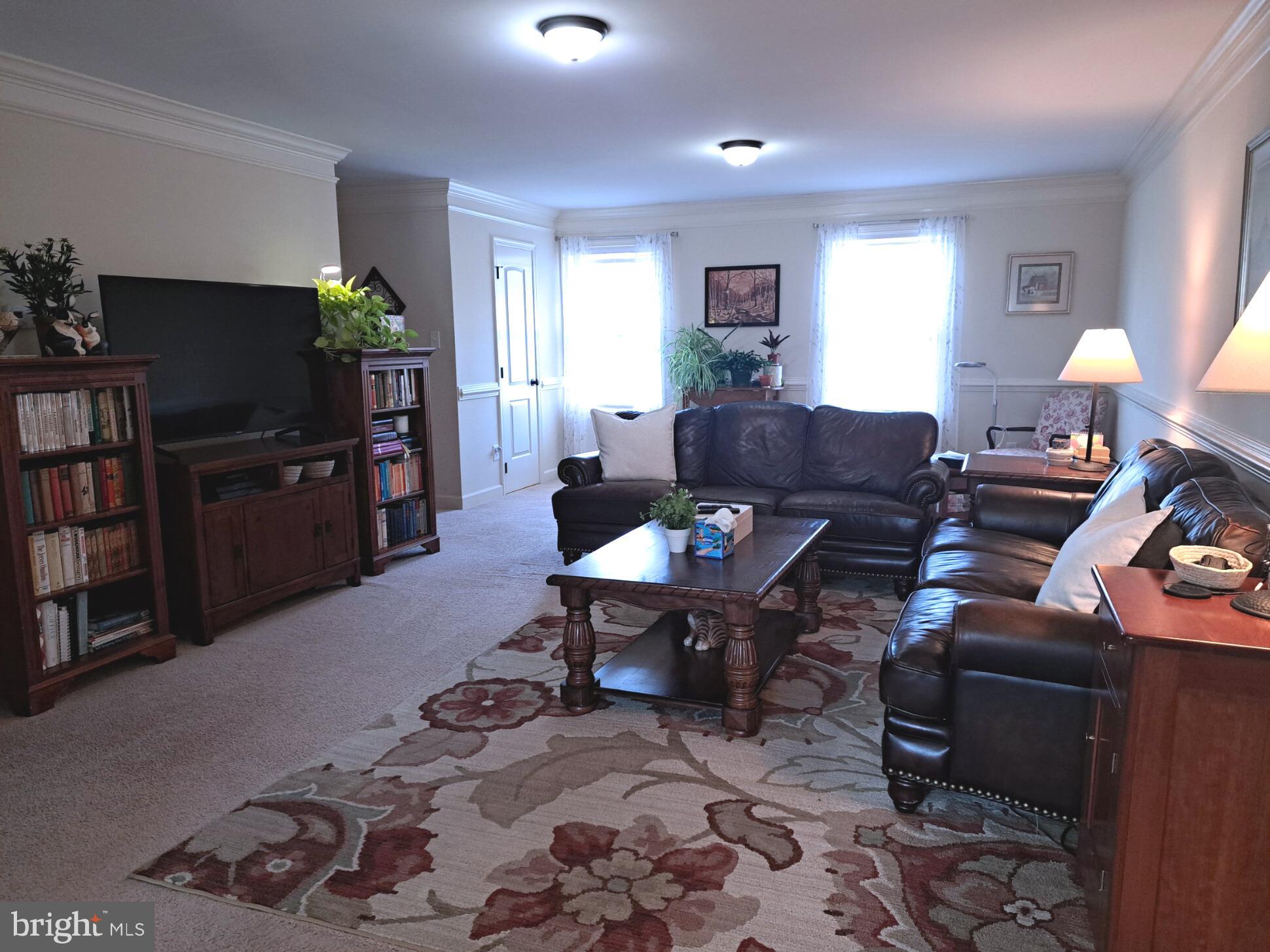 INWOOD VILLAGE - Residential