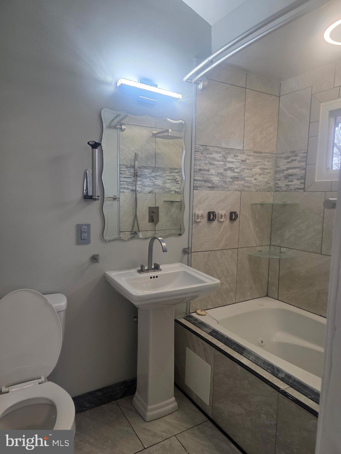 KENT VILLAGE - Residential