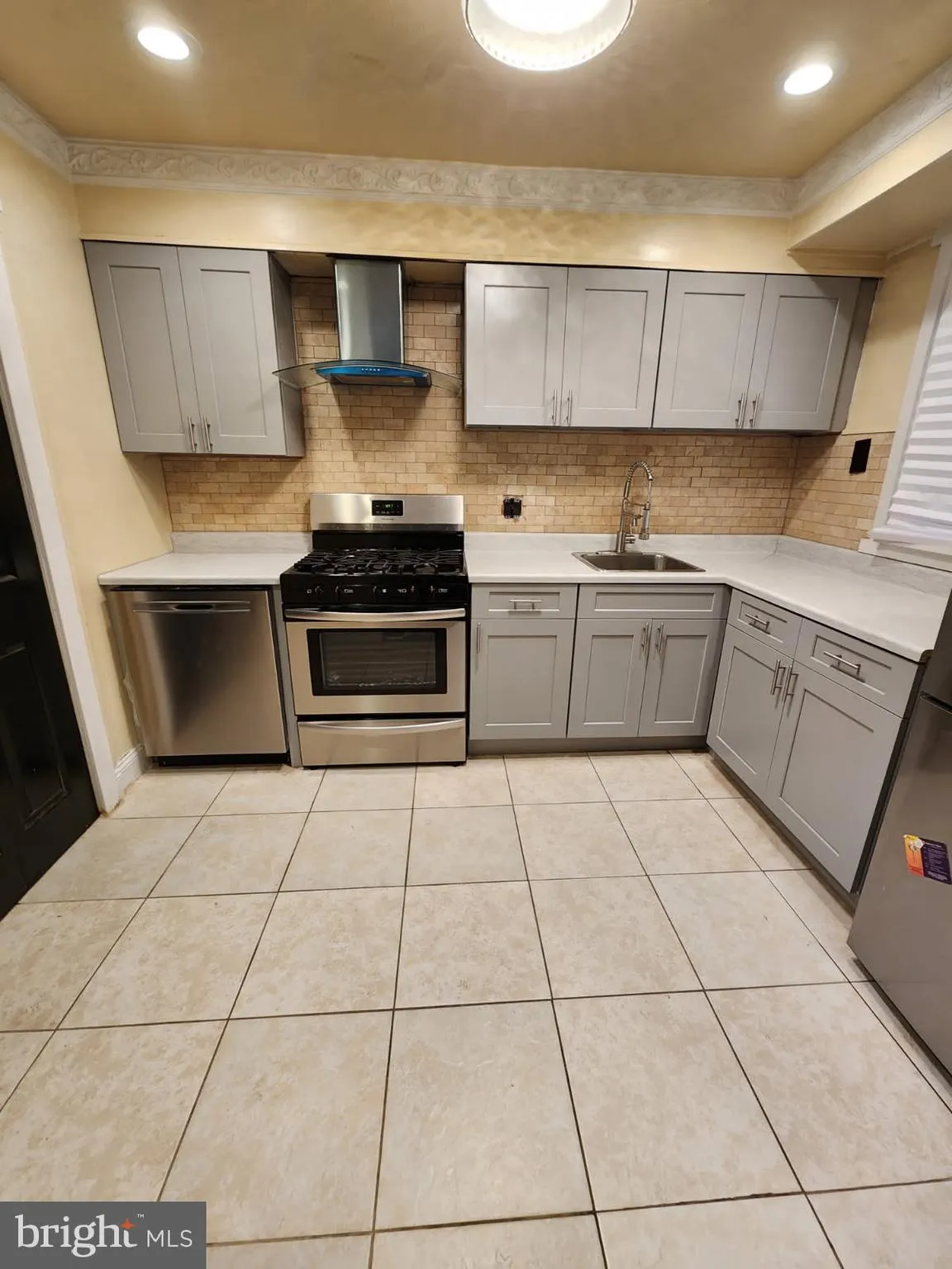 Landover, Maryland 20785, United States, 3 Bedrooms Bedrooms, ,2 BathroomsBathrooms,Residential,Coming Soon,237586