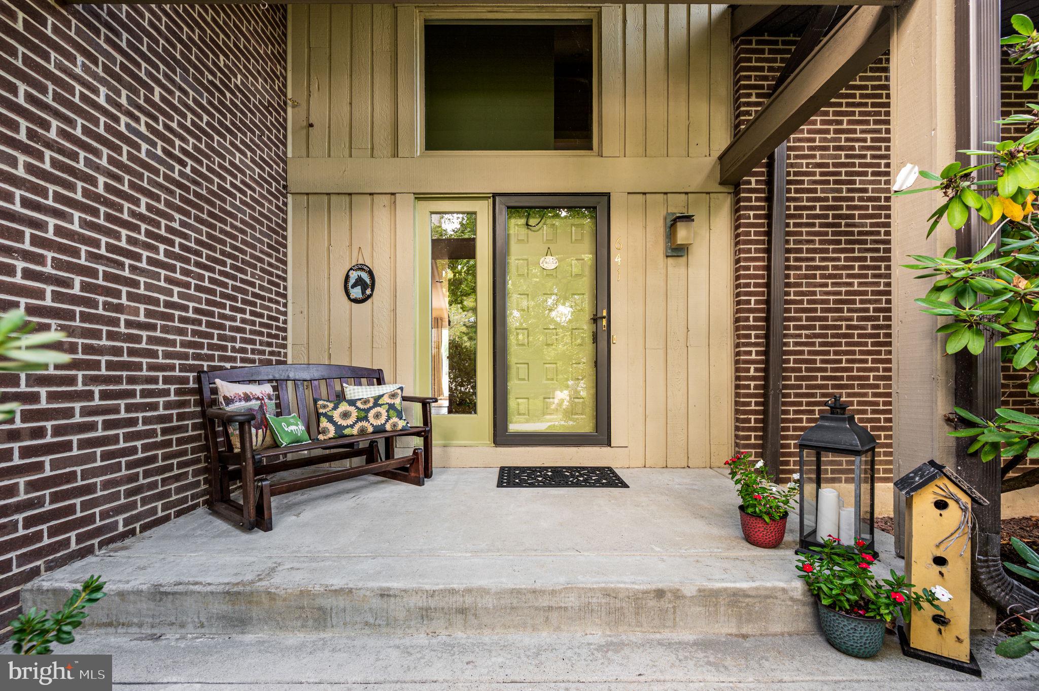 641 THORNCROFT DRIVE