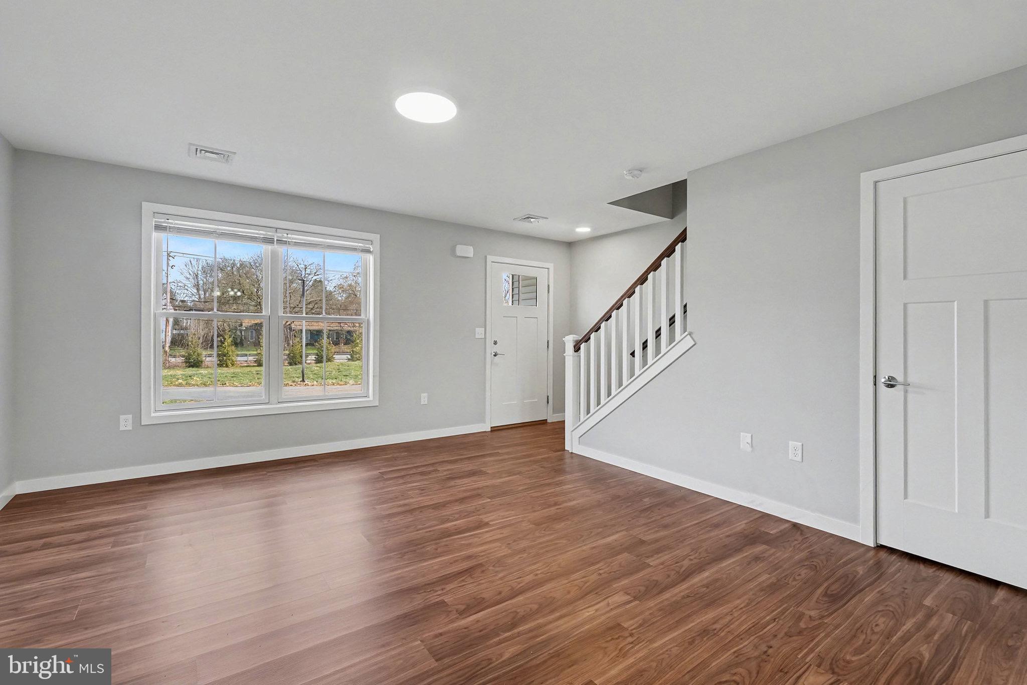 DAUPHIN COUNTY - Residential Lease