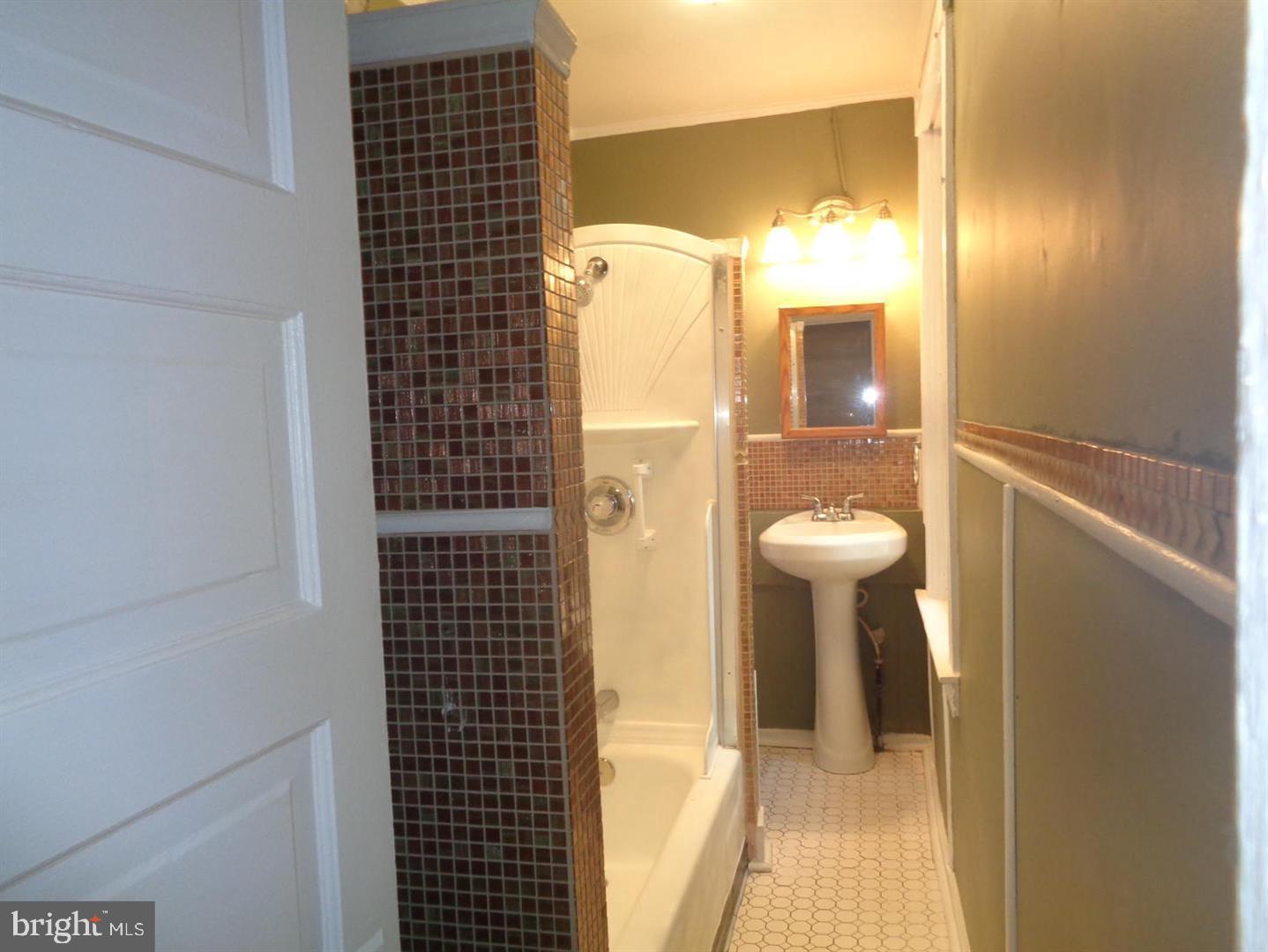 LAURAVILLE HISTORIC DISTRICT - Residential Lease