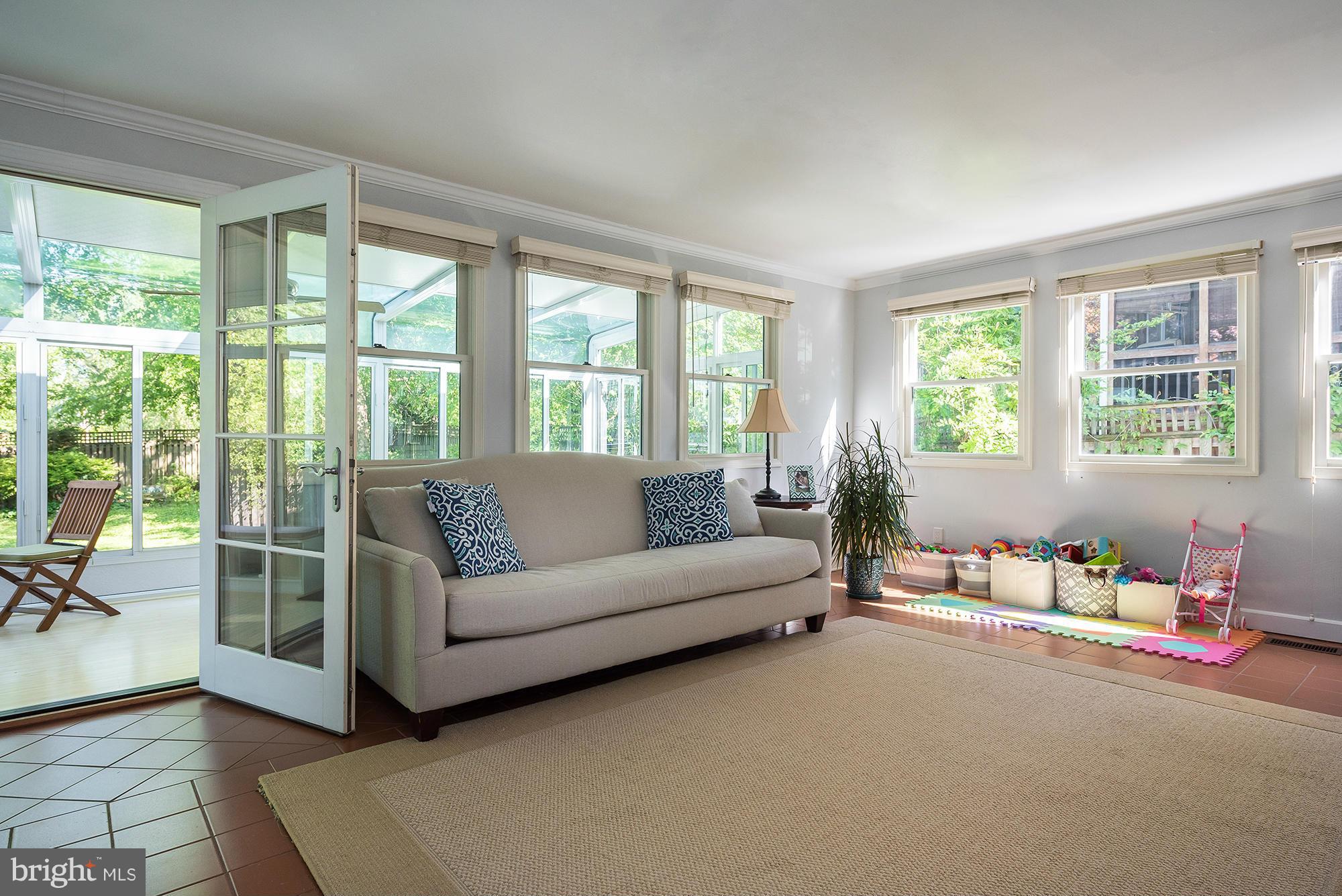 HOMEWOOD - Residential