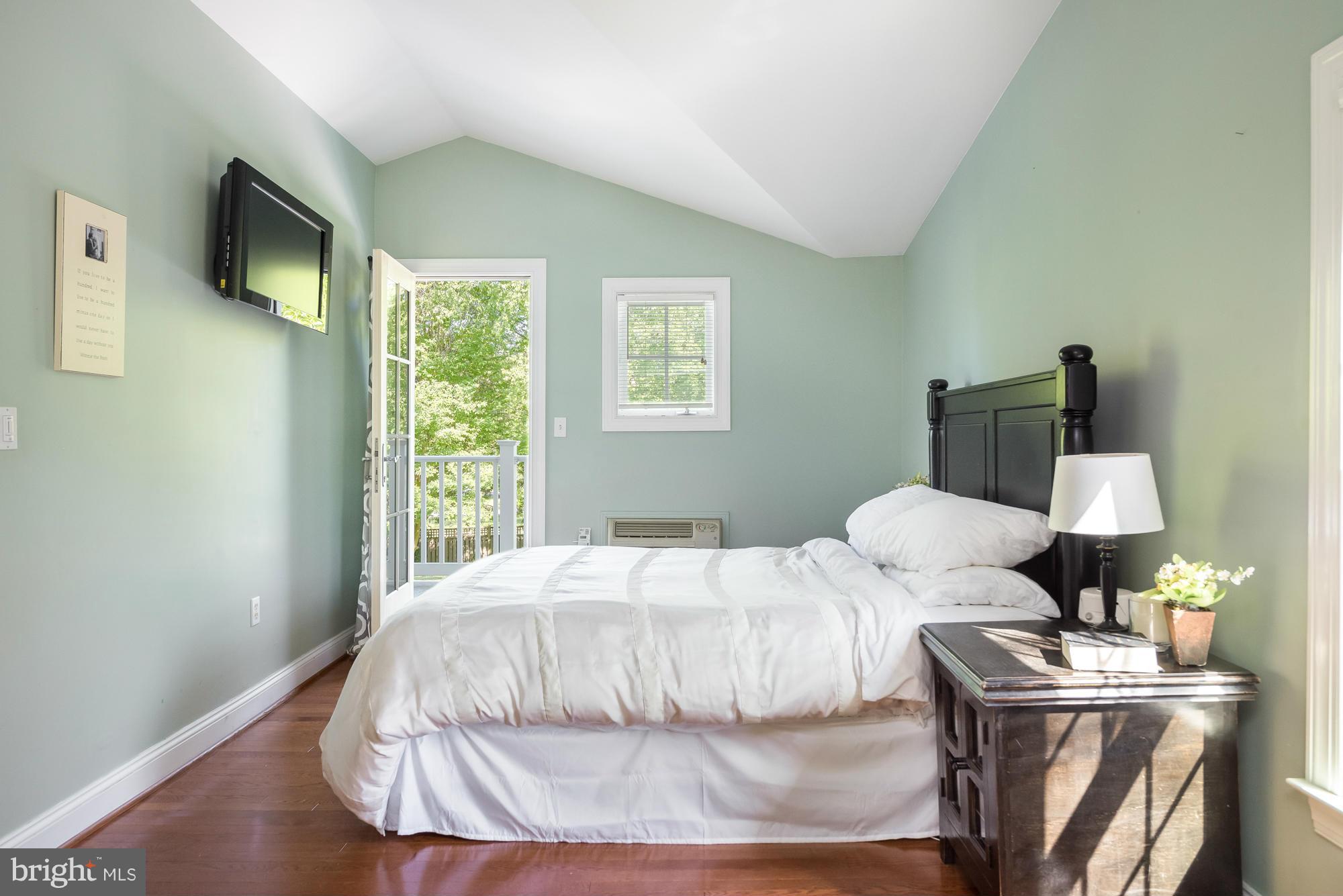 HOMEWOOD - Residential