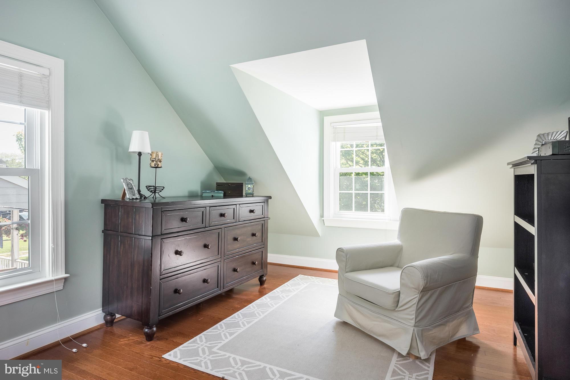 HOMEWOOD - Residential