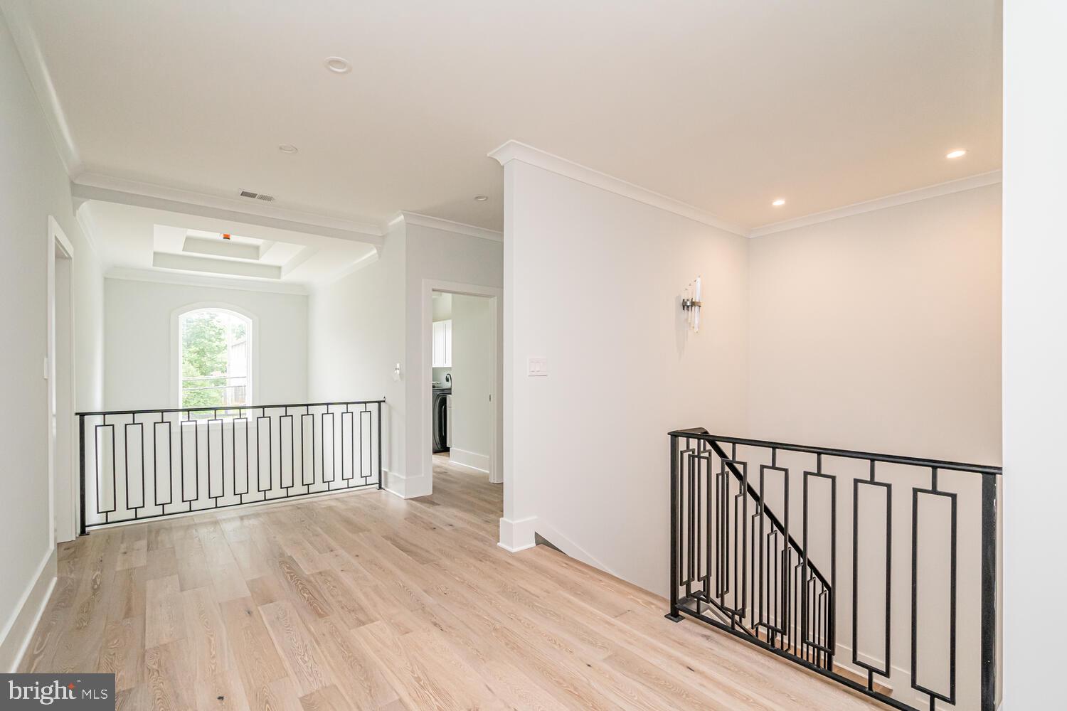 PIMMIT HILLS - Residential