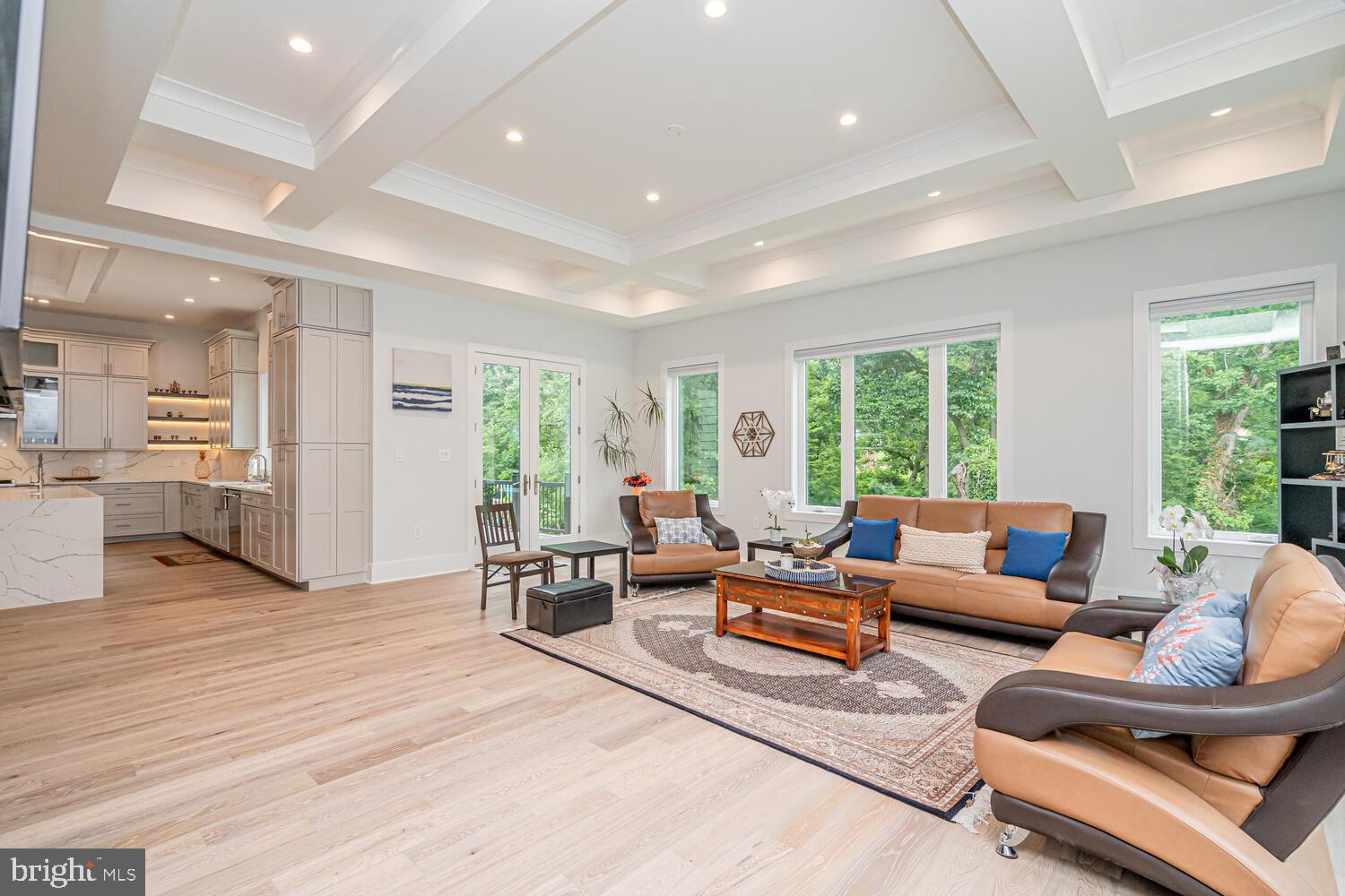 PIMMIT HILLS - Residential