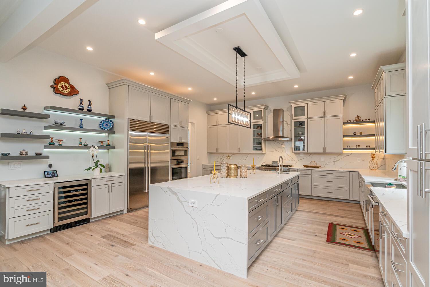 PIMMIT HILLS - Residential