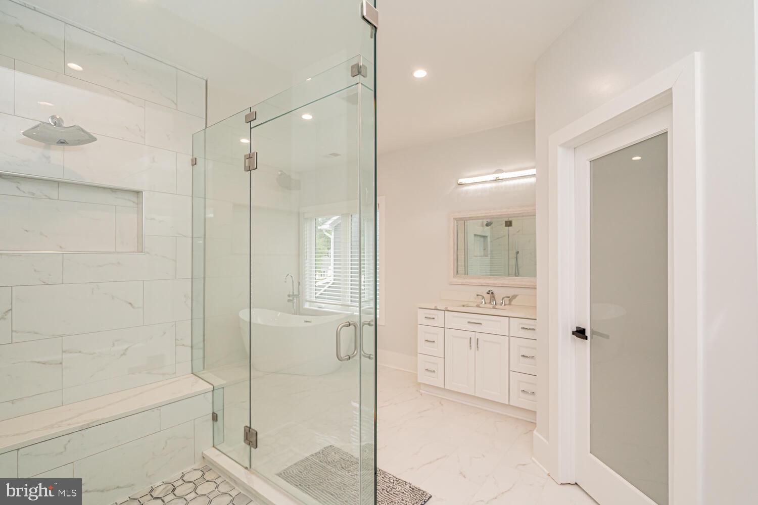 PIMMIT HILLS - Residential