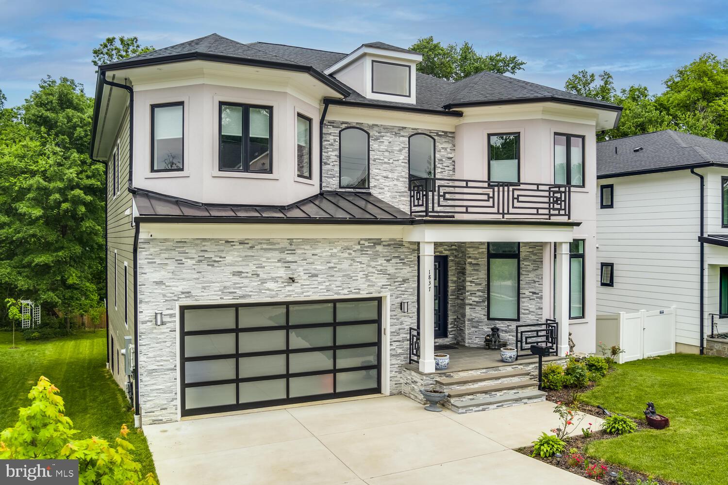 PIMMIT HILLS - Residential