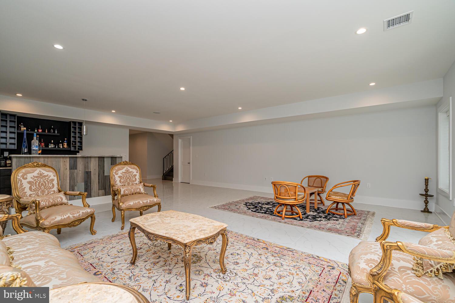 PIMMIT HILLS - Residential