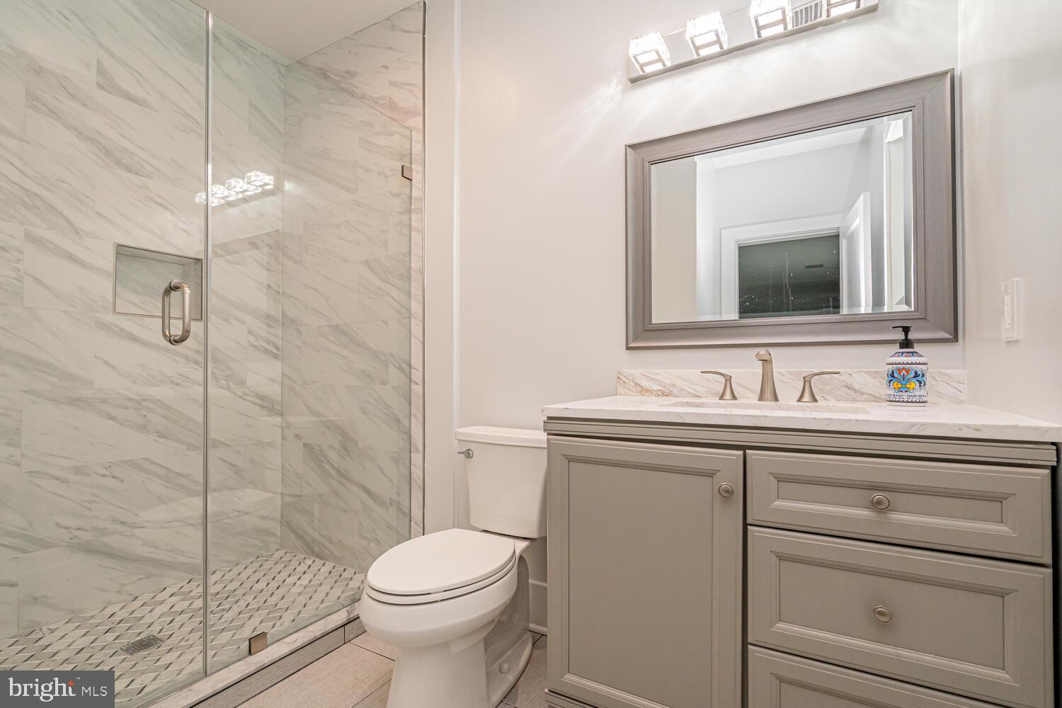 PIMMIT HILLS - Residential