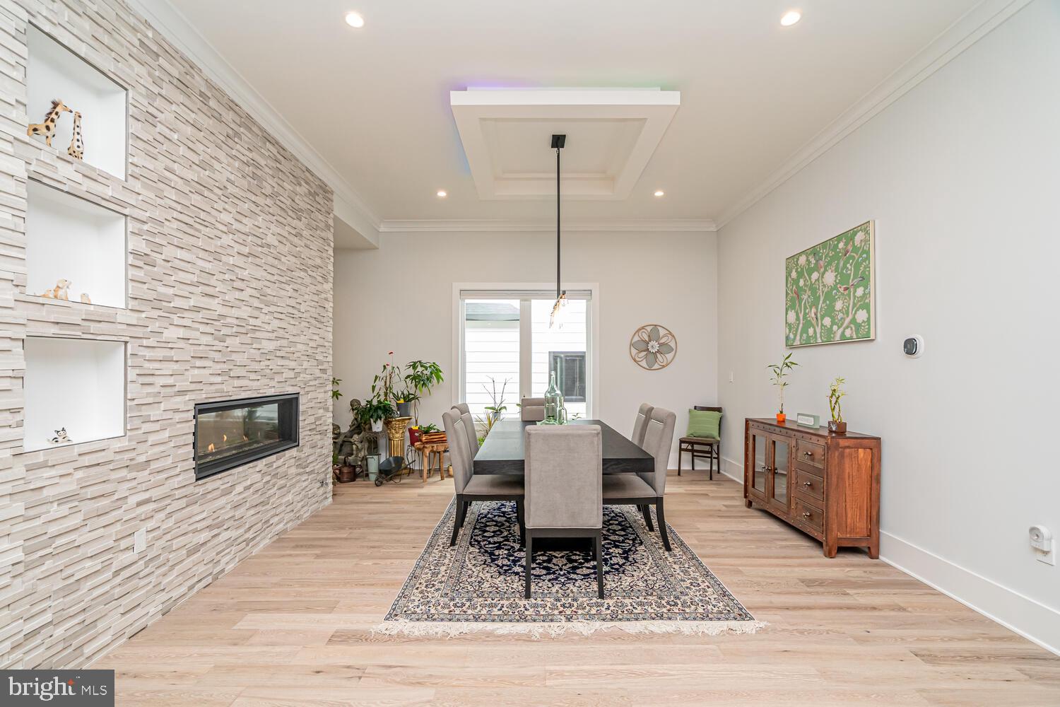 PIMMIT HILLS - Residential