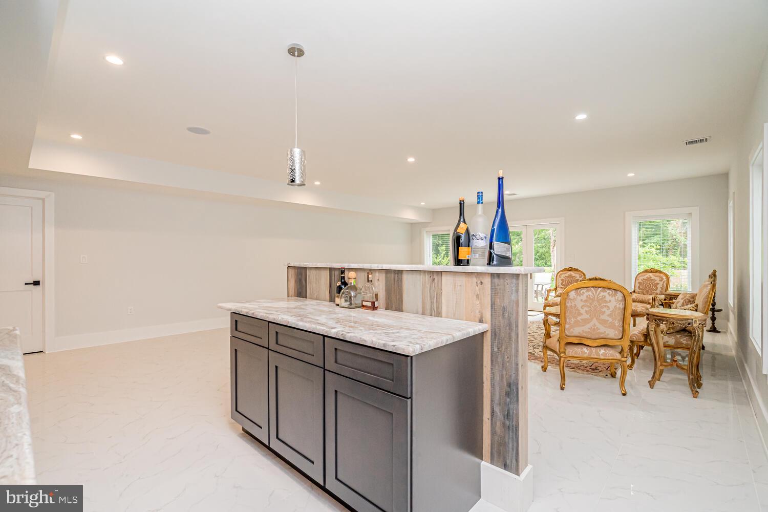 PIMMIT HILLS - Residential