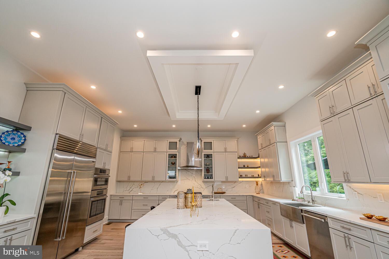 PIMMIT HILLS - Residential