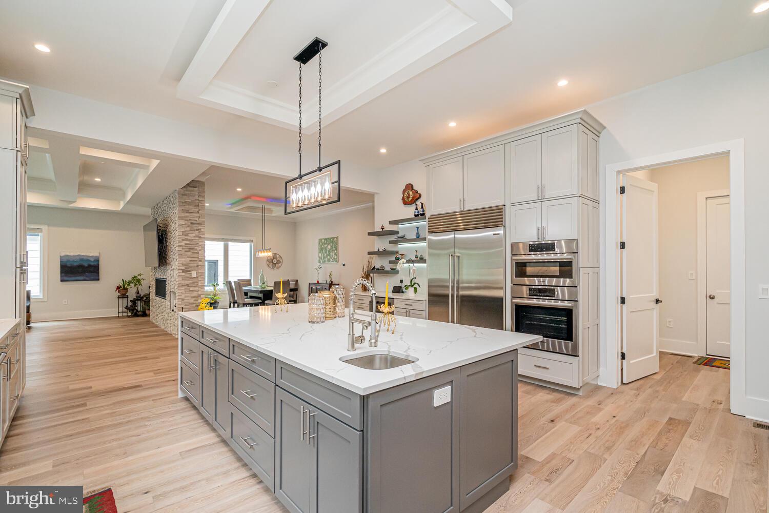 PIMMIT HILLS - Residential