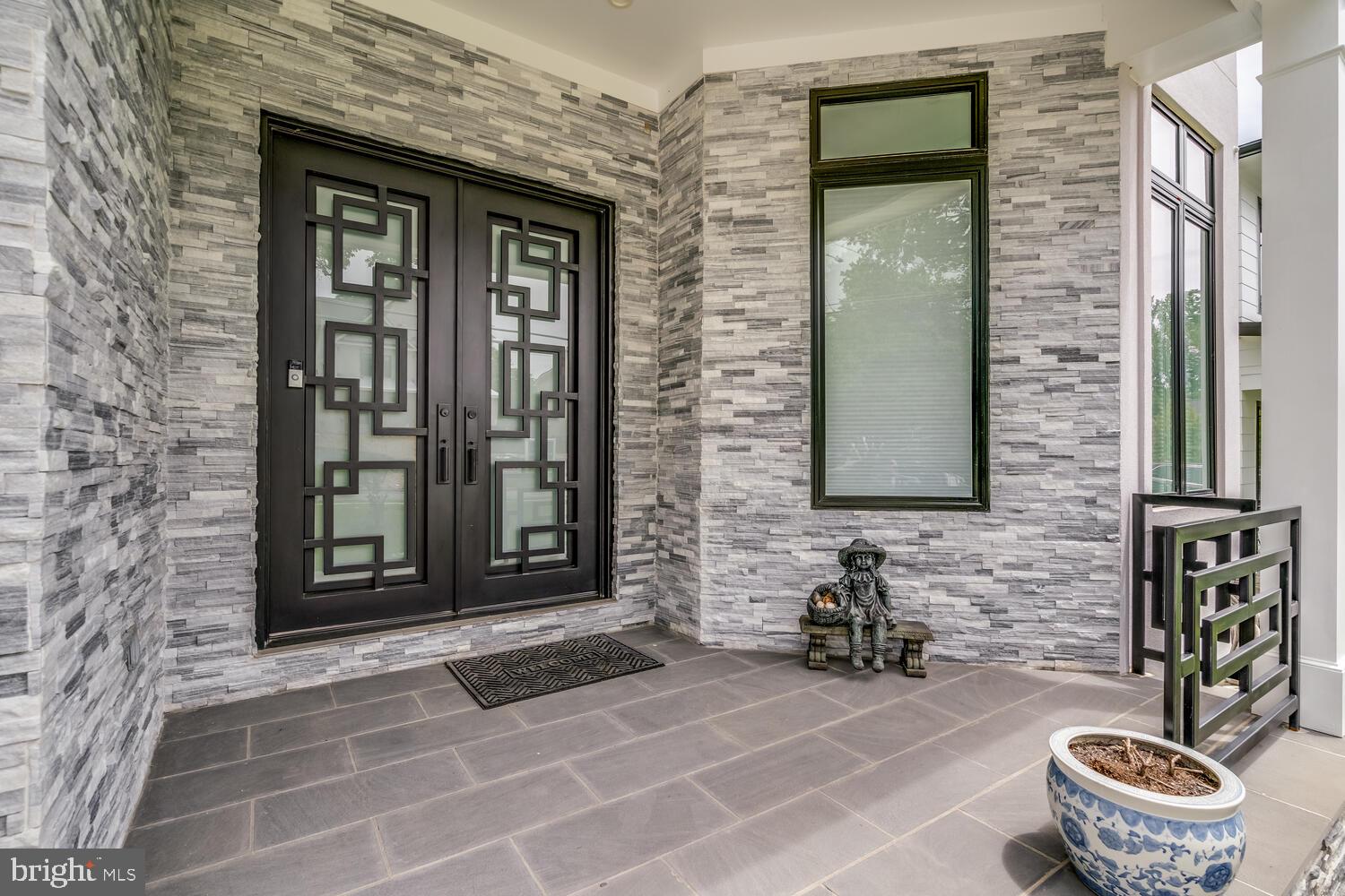 PIMMIT HILLS - Residential