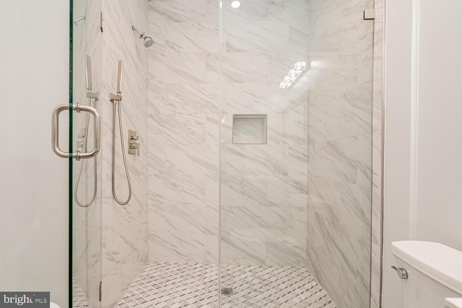 PIMMIT HILLS - Residential