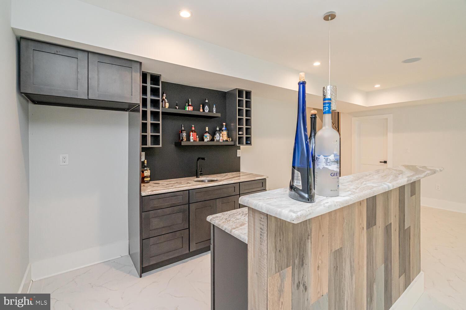 PIMMIT HILLS - Residential