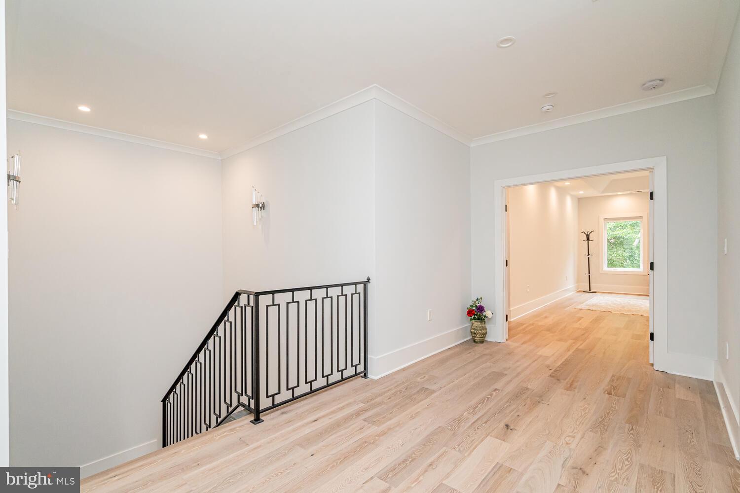 PIMMIT HILLS - Residential