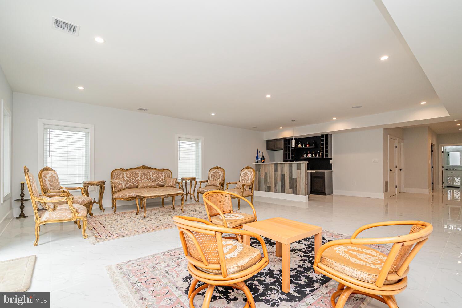 PIMMIT HILLS - Residential