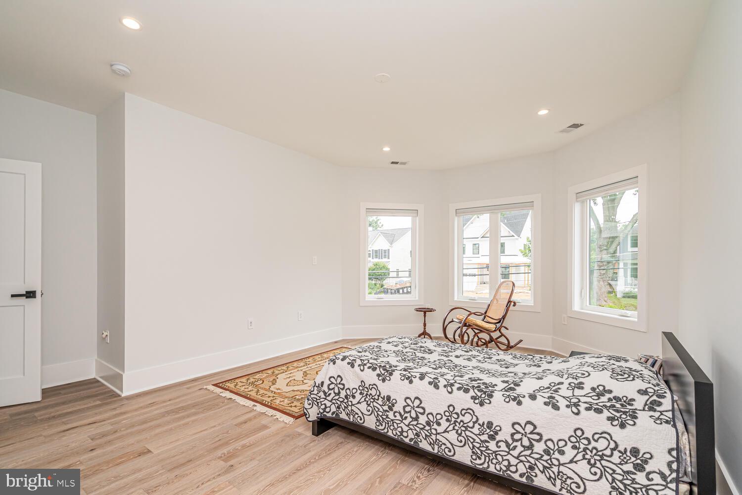 PIMMIT HILLS - Residential