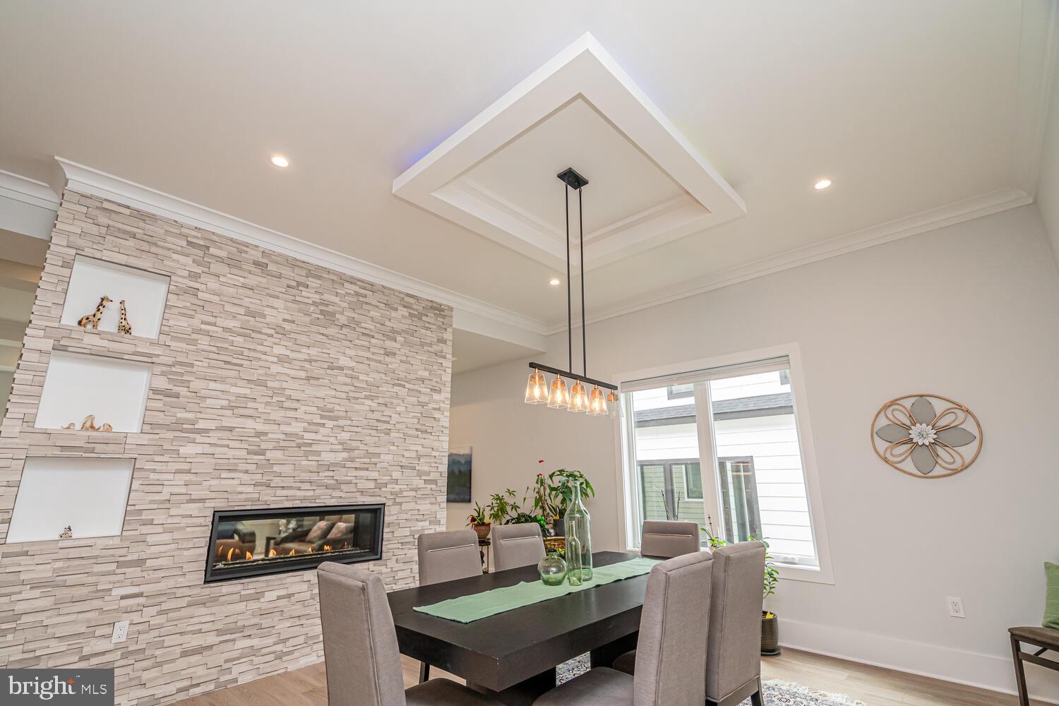 PIMMIT HILLS - Residential