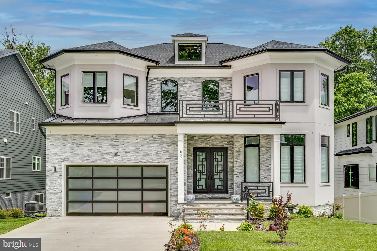 PIMMIT HILLS - Residential