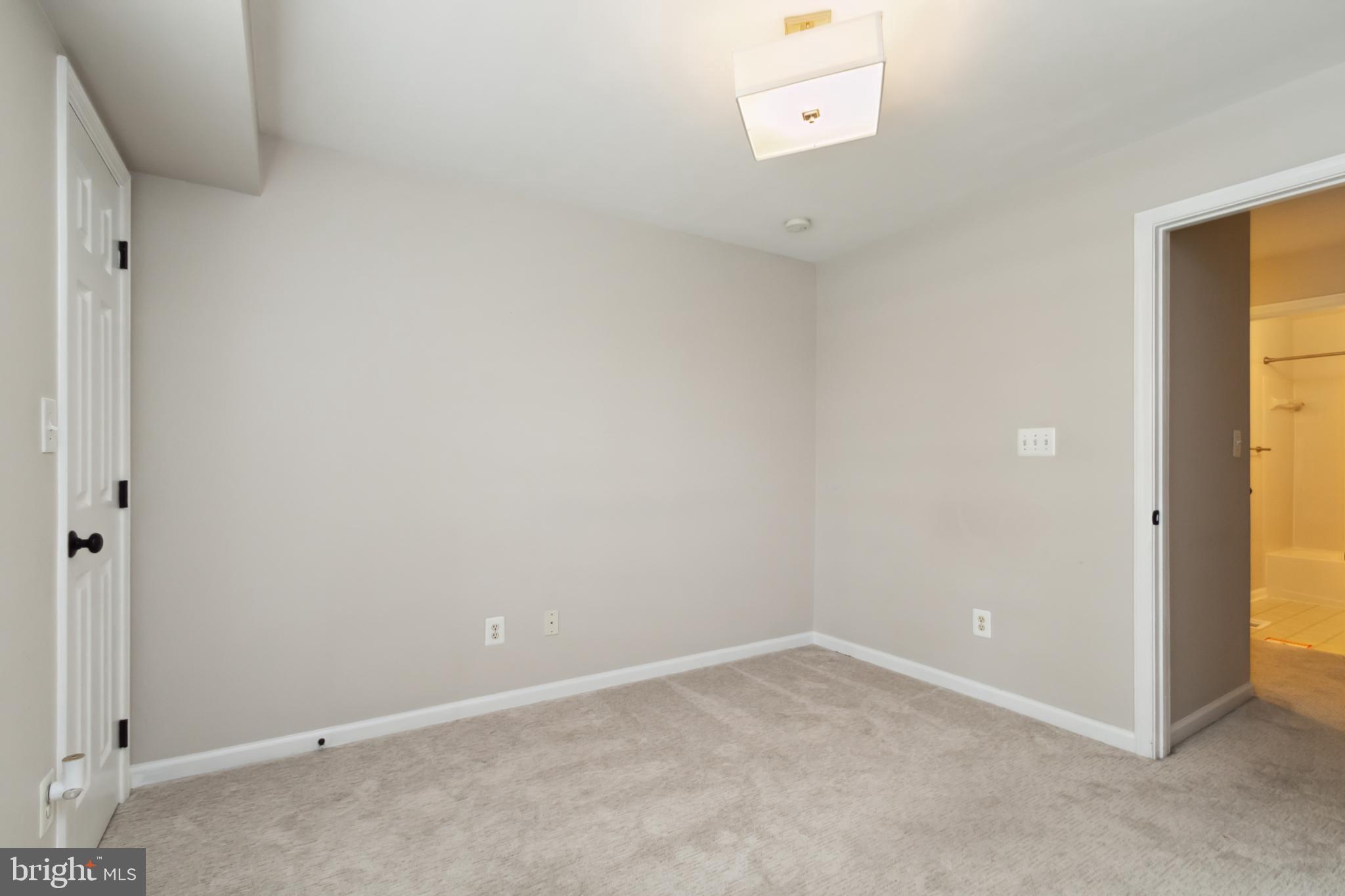 COUNTY CENTER - Residential